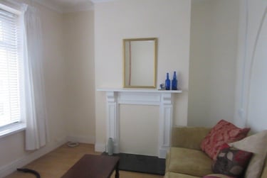 4 bed house, Kinley Street, St Thomas, Swansea, SA18HE - Image 3