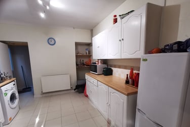4 bed house, Kinley Street, St Thomas, Swansea, SA18HE - Image 7