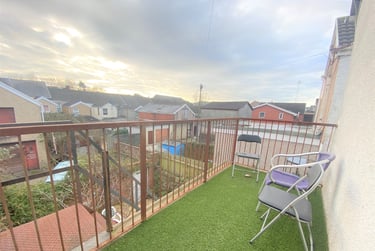 6 bed house, King Edwards Road, Brynmill, Swansea, SA14LL - Image 2