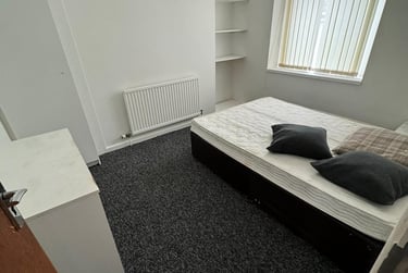 5 bed house, Lewis Street, St Thomas, Swansea, SA18PB - Image 6