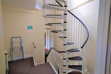 6 bed house, George Street, City Centre, Swansea, SA14HH - Image 3