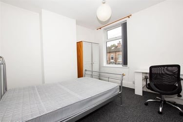 2 bed house, Winnie Road, Selly Park, Birmingham, B296JX - Image 8