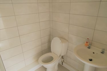 4 bed house, King Edwards Road, Brynmill, Swansea, SA14LX - Image 3