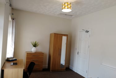 5 bed house, Danygraig Road, Port Tenant, Swansea, SA18NB - Image 5