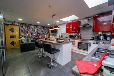 1 bed house, Heeley Road, Selly Park, Birmingham, B296EZ - Image 11