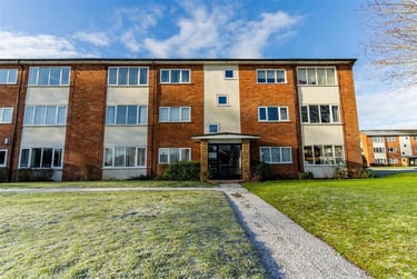 2 bed house, Arosa Drive, Harborne, Birmingham, B170SD - Image 1
