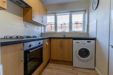 2 bed house, Arosa Drive, Harborne, Birmingham, B170SD - Image 2