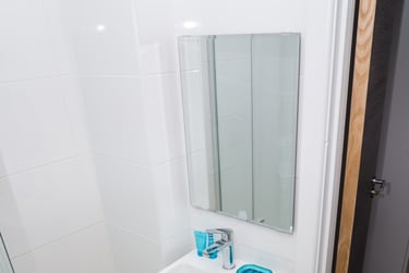 1 bed flat, (Large Studio) Demontfort Street, Highfields, Leicester, LE17GW - Image 15