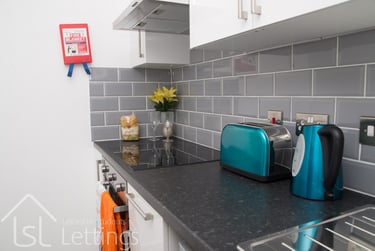 1 bed flat, (Large Studio) Demontfort Street, Highfields, Leicester, LE17GW - Image 8