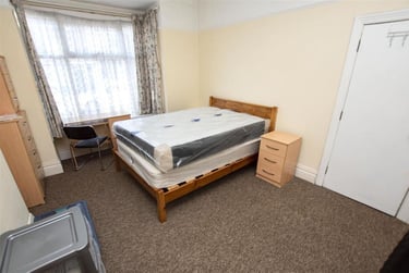 6 bed house, Raddlebarn Road, Selly Park, Birmingham, B296HQ - Image 5