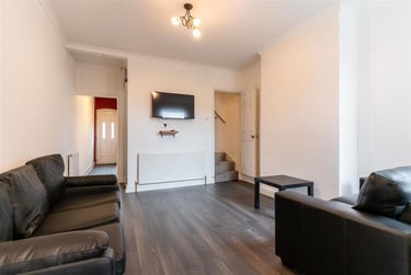 4 bed house, Milner Road, Selly Park, Birmingham, B297RL - Image 3