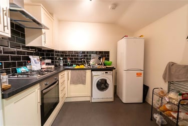 1 bed flat, Oakfield Road, Selly Park, Birmingham, B297ED - Image 3