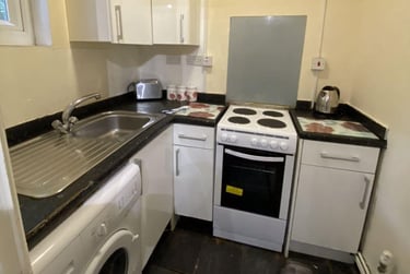 4 bed house, Park Place, Brynmill, Swansea, SA20DH - Image 4