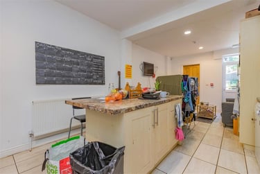 6 bed house, Dawlish Road, Selly Park, Birmingham, B297AU - Image 3
