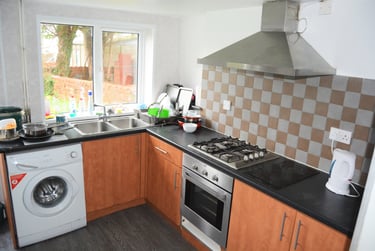 6 bed house, Marlborough Road, Brynmill, Swansea, SA20DZ - Image 3