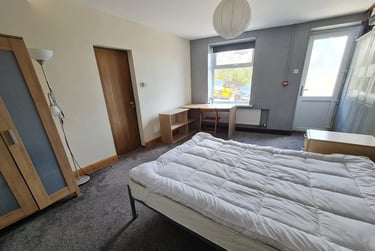 5 bed house, Terrace Road, Mount Pleasant, Swansea, SA16HW - Image 5