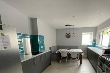 8 bed house, Chaddesley Terrace, Mount Pleasant, Swansea, SA16HB - Image 2
