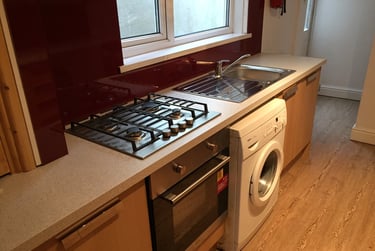 4 bed house, Seaview Terrace, Swansea, SA16FE - Image 2