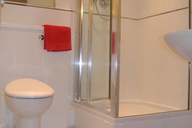 2 bed house, Quainton Road, City Centre, Leicester, LE27HY - Image 11