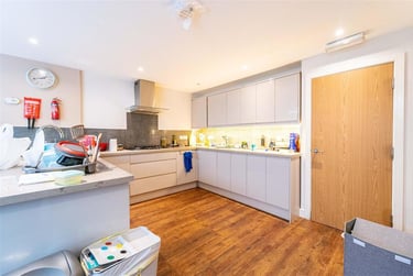 8 bed house, Heeley Road, Selly Park, Birmingham, B296EZ - Image 4