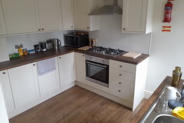 5 bed house, Vivian Road, Sketty, Swansea, SA20UL - Image 1
