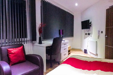 1 bed house, (Studio), Charles Street, Highfields, Leicester, LE11LB - Image 2