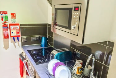 1 bed house, (Studio), Charles Street, Highfields, Leicester, LE11LB - Image 4