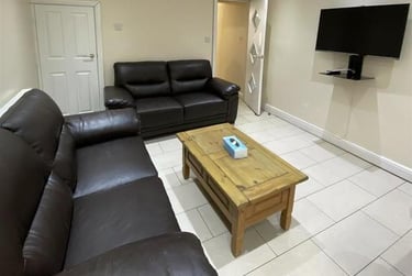6 bed house, Hubert Road, Selly Park, Birmingham, B296ER - Image 3