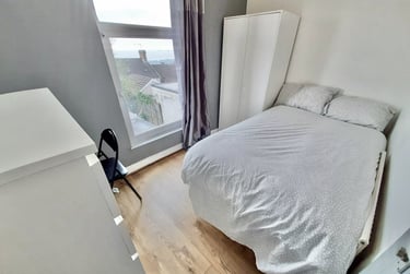 5 bed house, Norfolk Street, Mount Pleasant, Swansea, SA16JE - Image 6