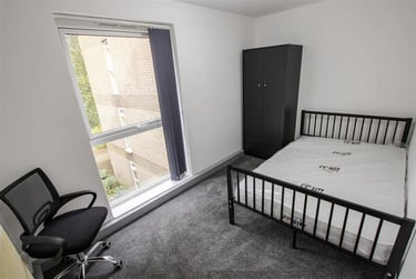 2 bed flat, Seymour Close, Selly Park, Birmingham, B297JD - Image 5