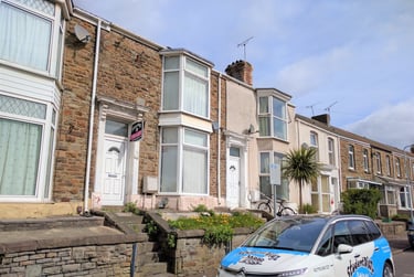 4 bed house, Rhondda Street, Mount Pleasant, Swansea, SA16ET - Image 3