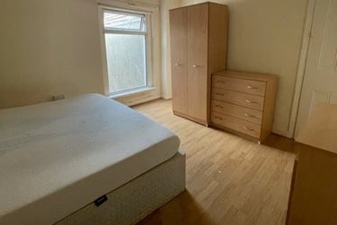 4 bed house, Rhondda Street, Mount Pleasant, Swansea, SA16ET - Image 5