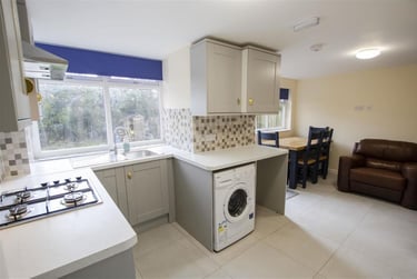 5 bed house, Harborne Lane, Selly Park, Birmingham, B296TQ - Image 1