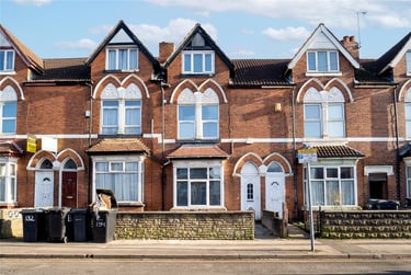 6 bed house, Raddlebarn Road, Selly Park, Birmingham, B296HQ - Image 1