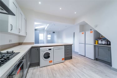 6 bed house, Raddlebarn Road, Selly Park, Birmingham, B296HQ - Image 3