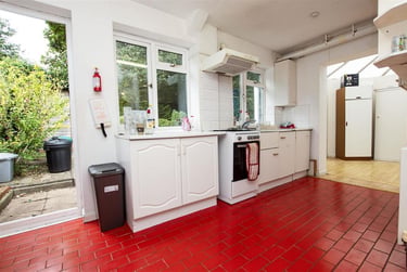 6 bed house, Quinton Road, Harborne, Birmingham, B170PP - Image 3