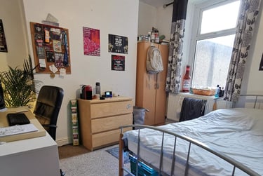 4 bed house, Western Street, Sandfields, Swansea, SA13JU - Image 5