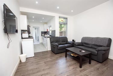 4 bed house, Lottie Road, Selly Park, Birmingham, B296JZ - Image 2
