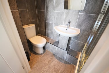 2 bed flat, Mansel Street, City Centre, Swansea, SA15TN - Image 4