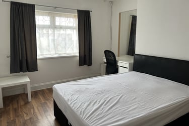 1 bed house, Gelli Street, Port Tennant, Swansea, SA18NJ - Image 2