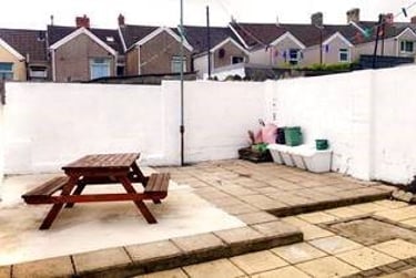 1 bed house, Gelli Street, Port Tennant, Swansea, SA18NJ - Image 9