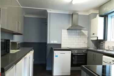 6 bed house, Uplands Crescent, Uplands, Swansea, SA20EY - Image 1