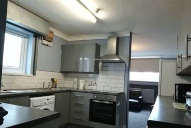 6 bed house, Uplands Crescent, Uplands, Swansea, SA20EY - Image 2