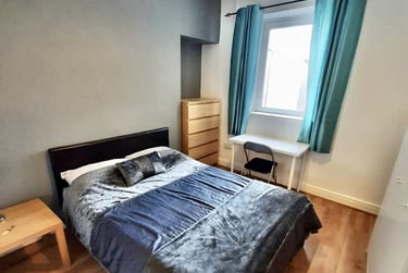 5 bed house, Nicholl Street, Mount Pleasant, Swansea, SA14HF - Image 5