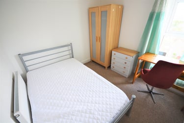4 bed house, Brunswick Street, Brynmill, Swansea, SA14JP - Image 4