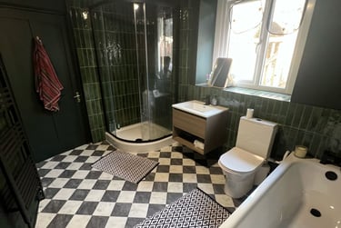 2 bed house, Terrace Road, Mount Pleasant, Swansea, SA16HW - Image 3