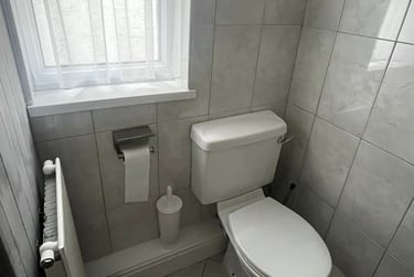1 bed house, Watkin Street, Mount Pleasant, Swansea, SA16YF - Image 7