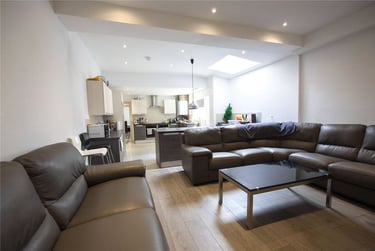 8 bed house, Dawlish Road, Selly Park, Birmingham, B297AH - Image 2