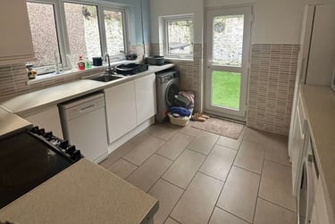 3 bed house, Watkin Street, Mount Pleasant, Swansea, SA16YF - Image 1