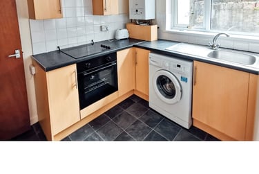 5 bed house, Rhyddings Park Rd, Brynmill, Swansea, SA20AQ - Image 1
